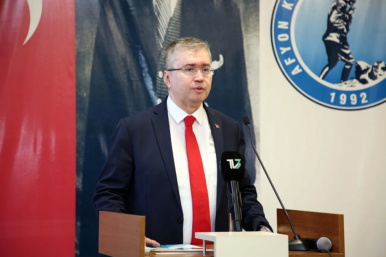 Mezunlar, Öğrencilerle Buluştu… Kariyer İçin Fırsatlar Tartışıldı
