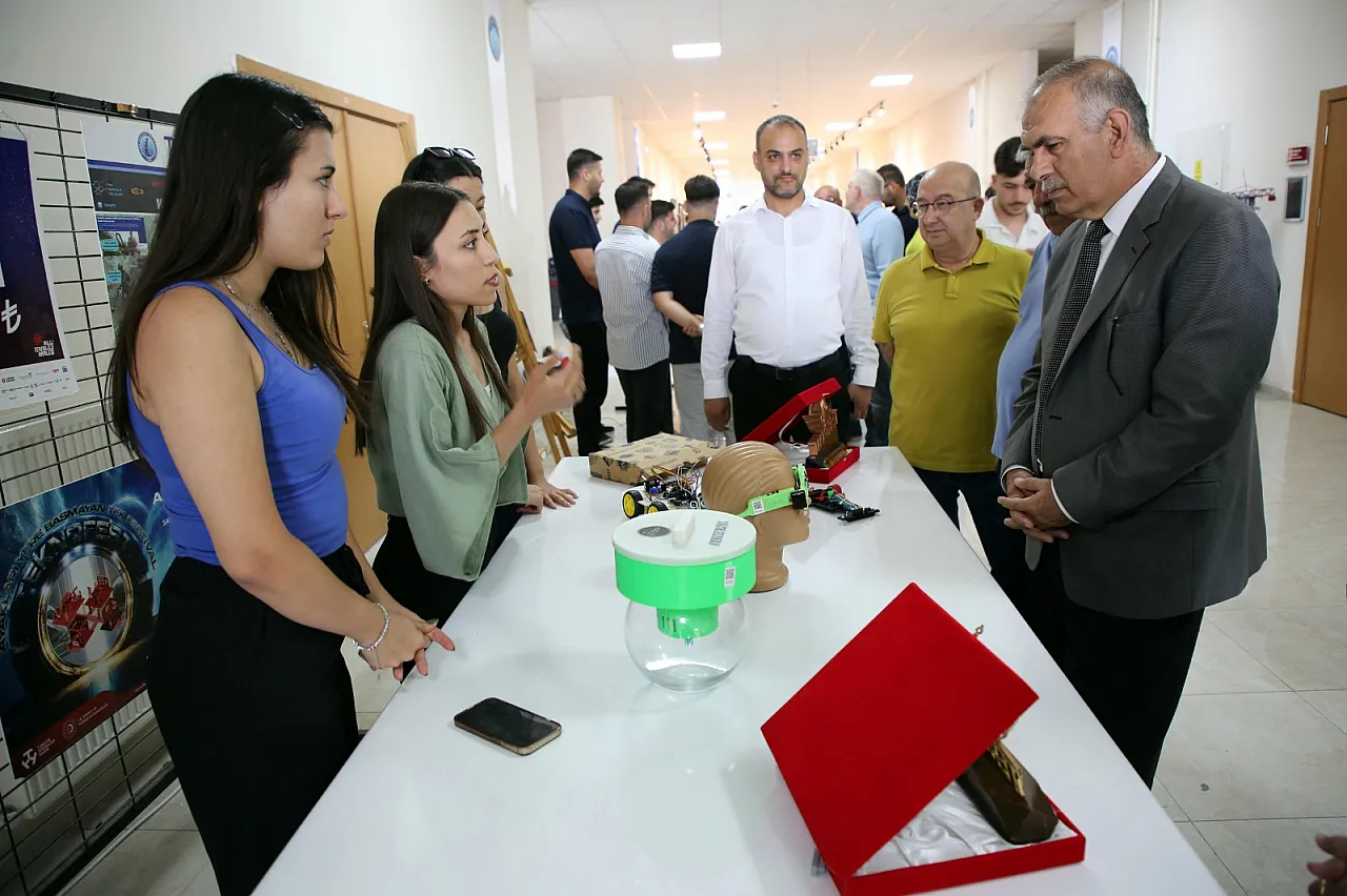 Bu Sokakta Bir Tarih Yatıyor