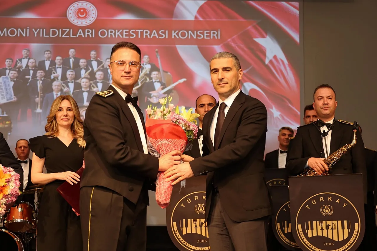 TÜRKAY'ın Afyonkarahisar Konseri İz Bıraktı