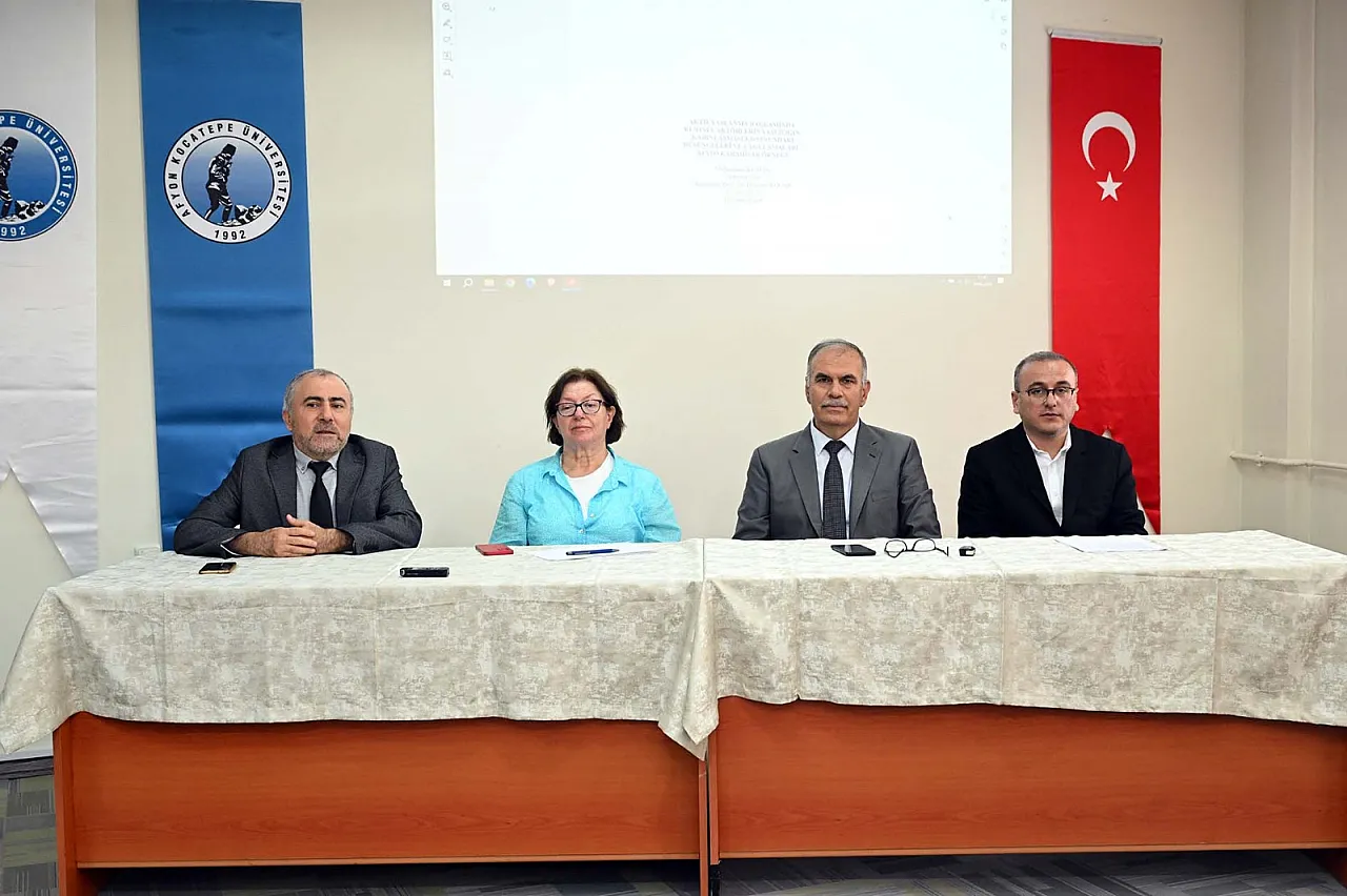'Yaşlı Dostu Şehir Vizyonu Benimsenmeli'