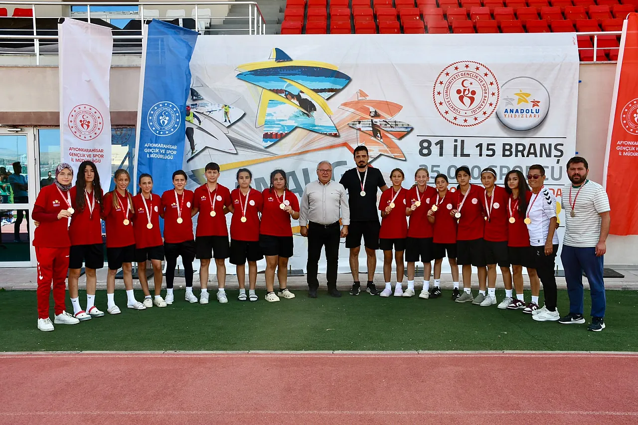 170 Sporcu, Afyon'da Ter Döktü