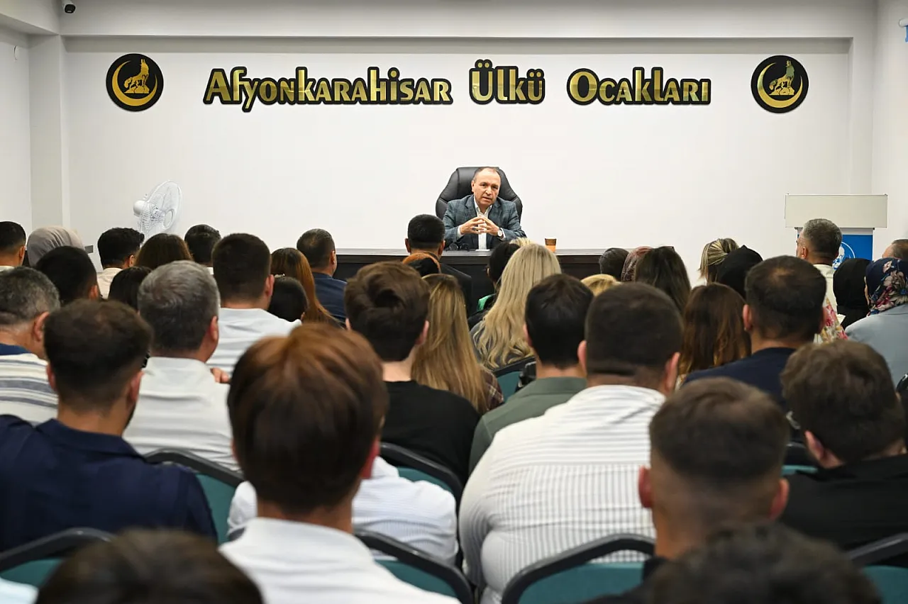 AKÜ Rektörü Tehlikeyi Gözler Önüne Serdi!