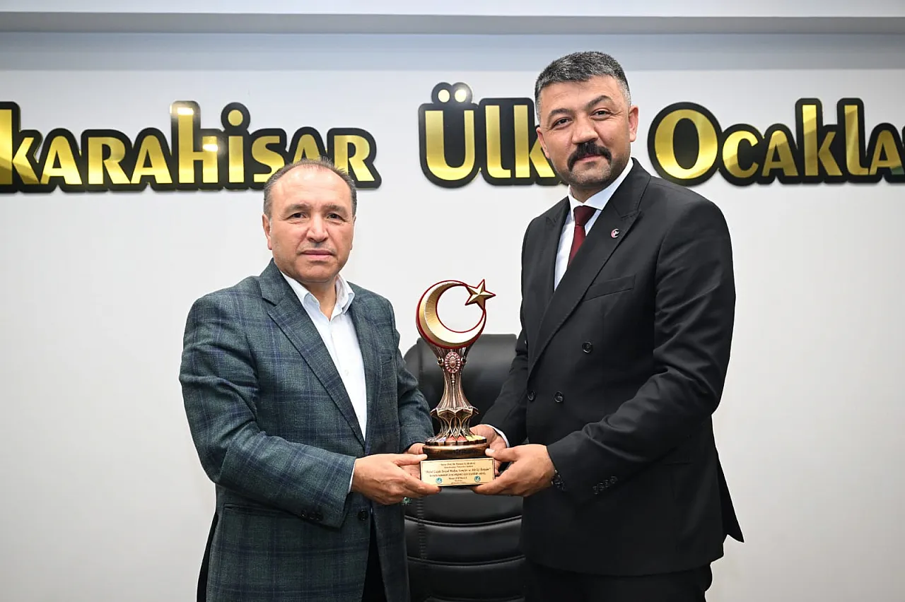 AKÜ Rektörü Tehlikeyi Gözler Önüne Serdi!