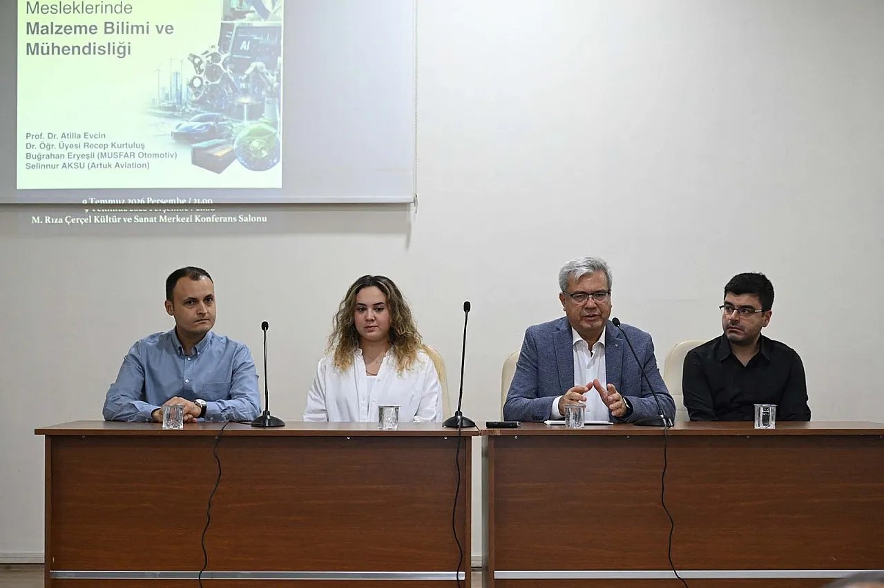 'AKÜ'de Tüm Cihazları Bizzat Kullanarak Mezun Olduk'