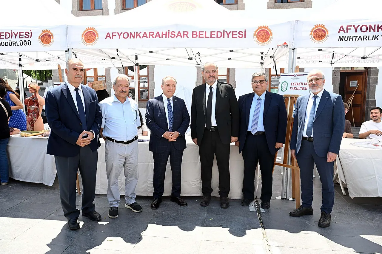 Üniversite Tercihi Yapacaklar Dikkat! AKÜ ve AFSÜ'den Adaylara Kritik Mesajlar