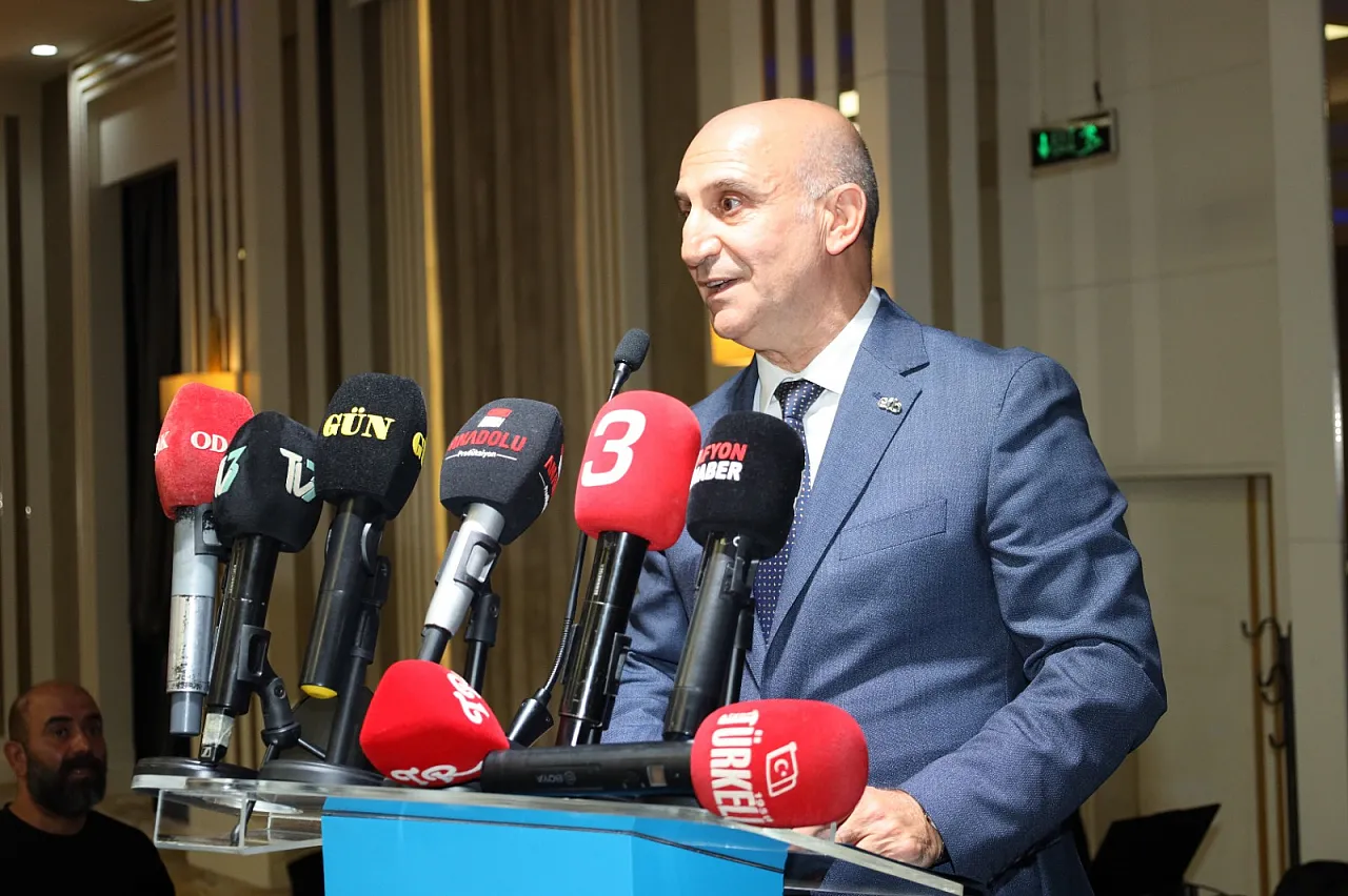 Afyon'da 89 İhracatçı İçin Ödül Gecesi: Zirve El Değiştirmedi!