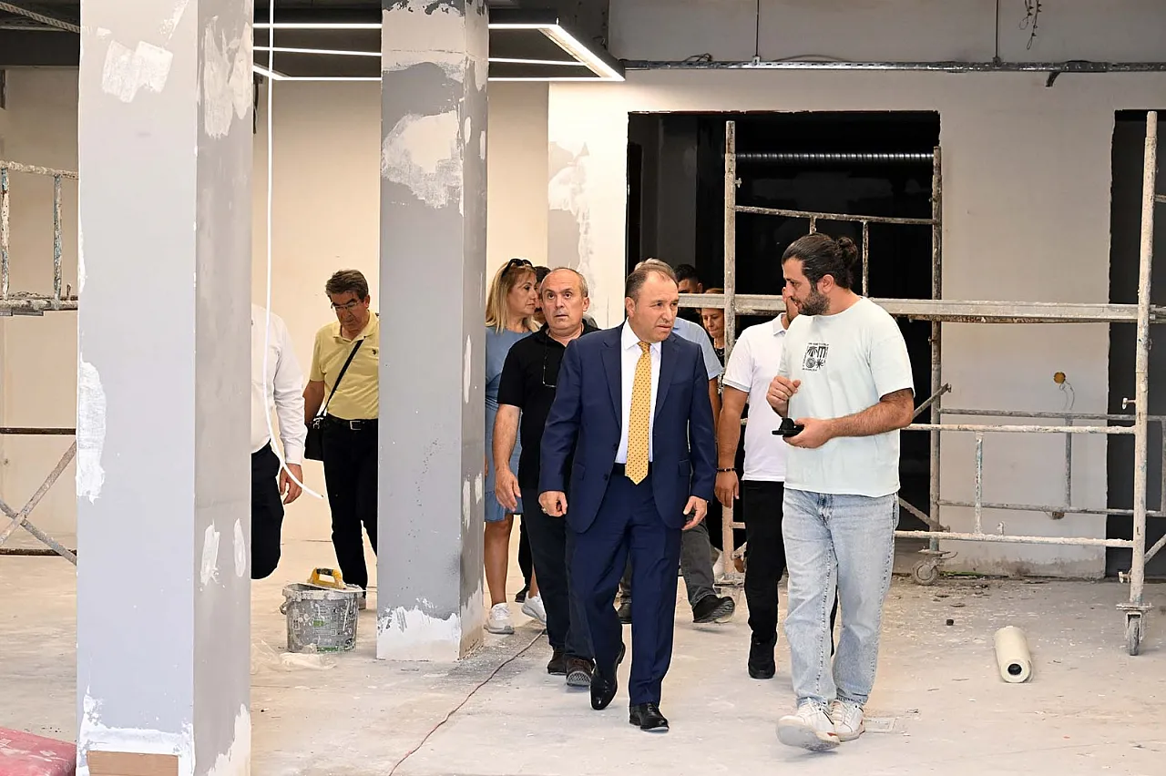 AKÜ'de Dev Yatırımlar: Hukuk Fakültesine Yeni Bina, Milli Teknoloji Atölyesi Yenileniyor