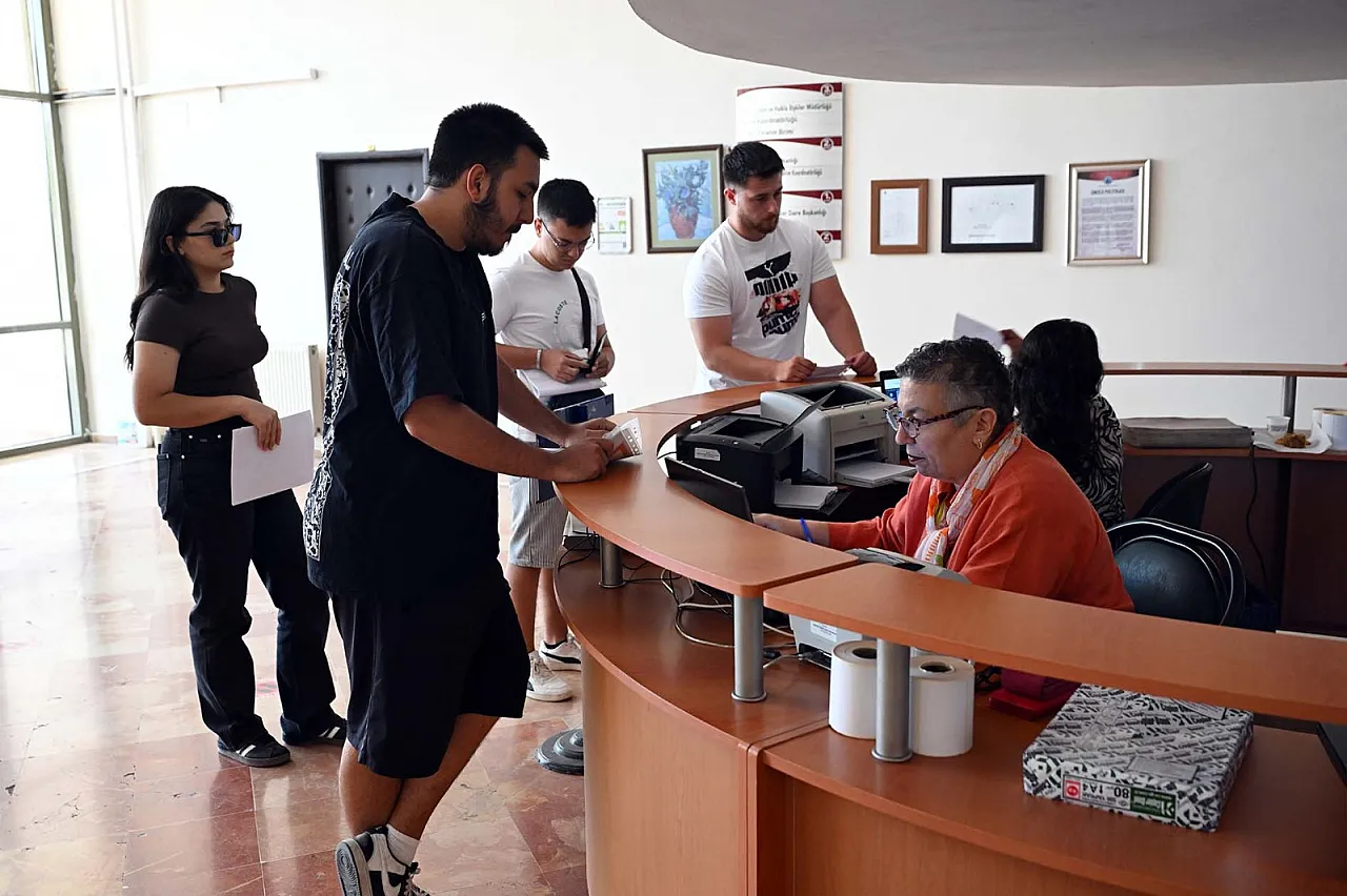 Rektör Karakaş: AKÜ Yüzde Yüz Doluluk Oranına Ulaştı