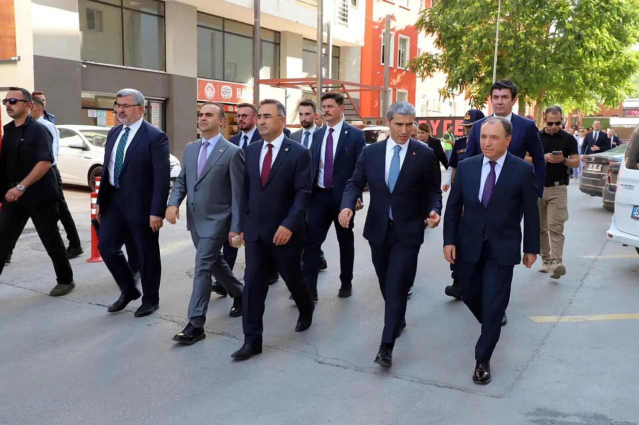 'Zafer Teknopark Katma Değeri Yüksek Üretim Sağlıyor'