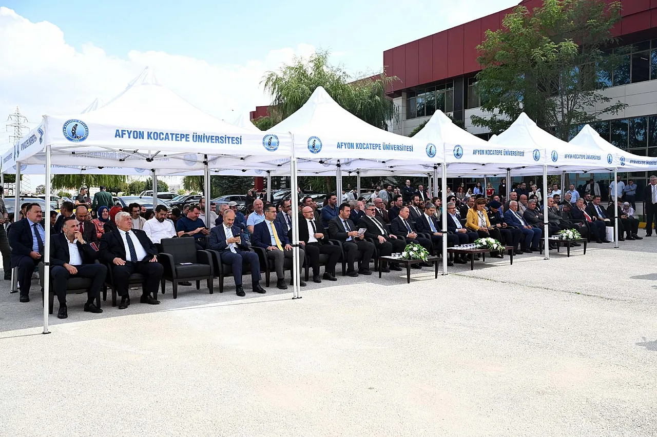 400 Deveyle Taşınan Kütüphane Hikâyesinden AKÜ'ye Uzanan Yol!