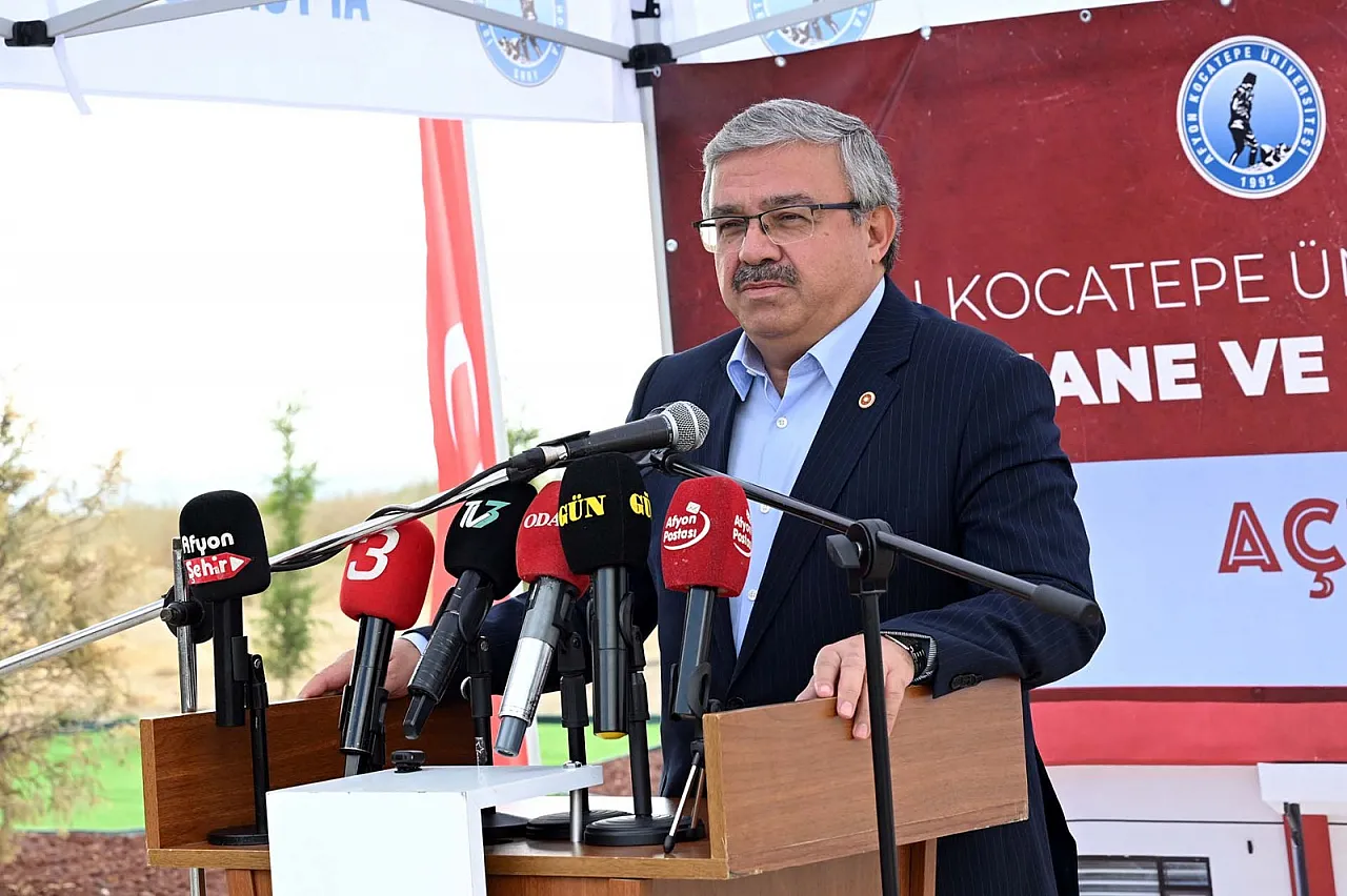 400 Deveyle Taşınan Kütüphane Hikâyesinden AKÜ'ye Uzanan Yol!