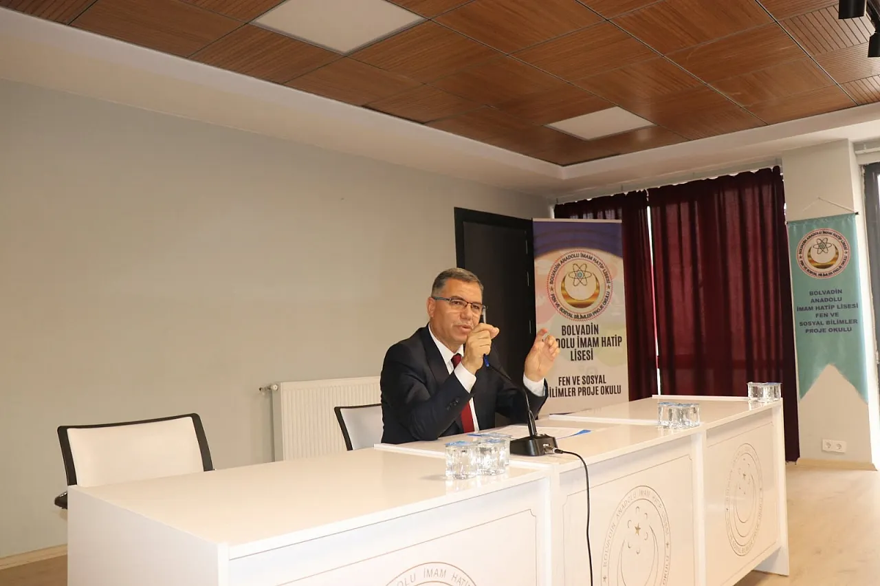 Afyon'da İlçe Müdürleriyle Kritik Değerlendirme