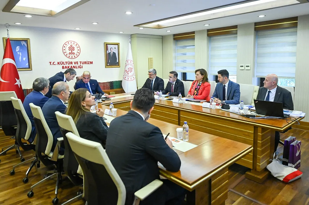 Afyon'un 2026-2035 Planı Bakan Ersoy'la Görüşüldü