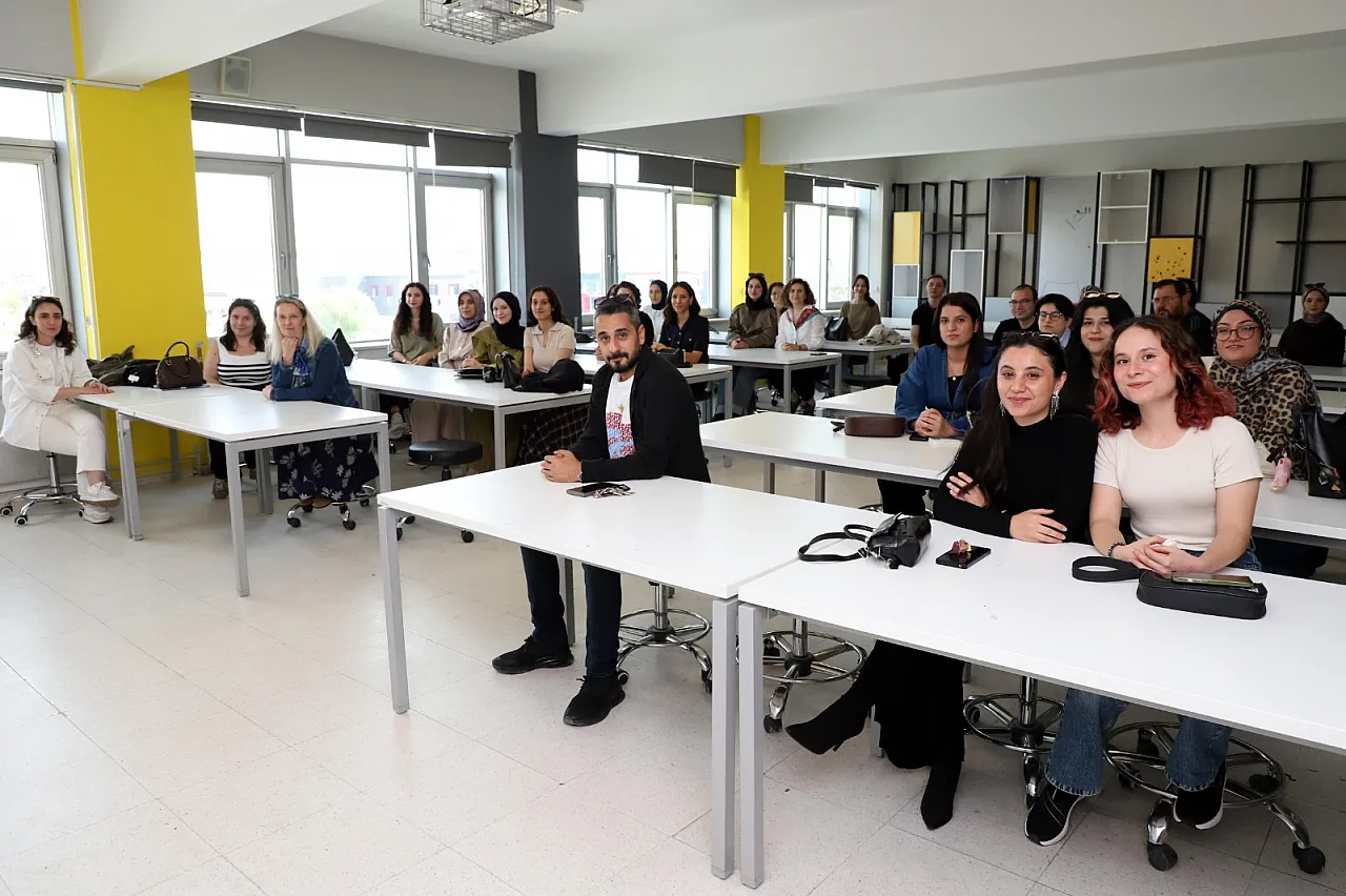 AKÜ Güzel Sanatlar Fakültesinde 25 Yıl Sonra Bir İlk!