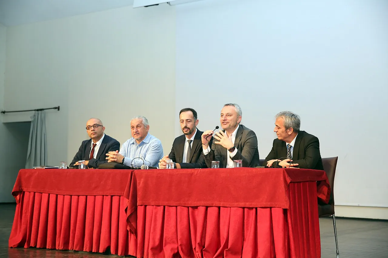 AKÜ'de Program Akreditasyon Süreçleri Değerlendirildi