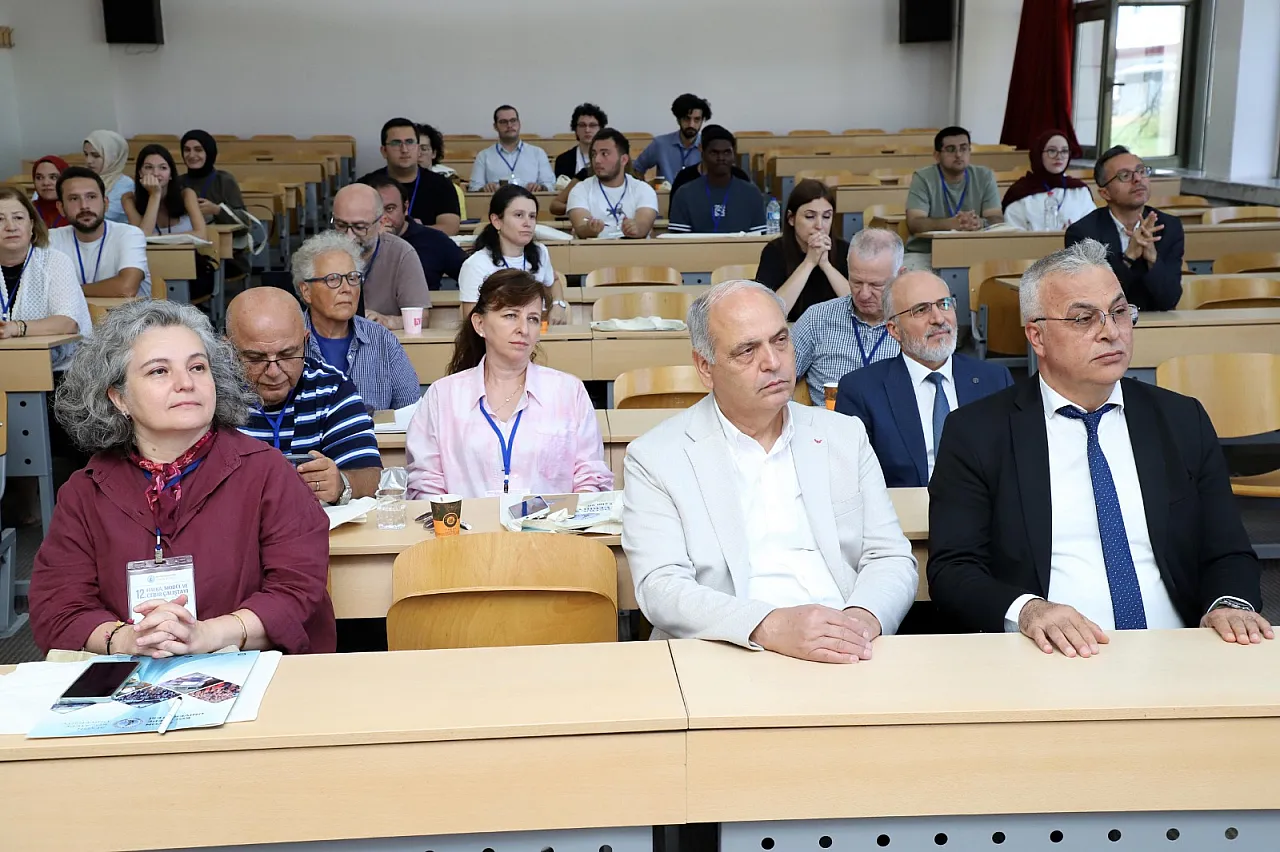 Matematiğin Kalbi Afyonkarahisar'da Atıyor!