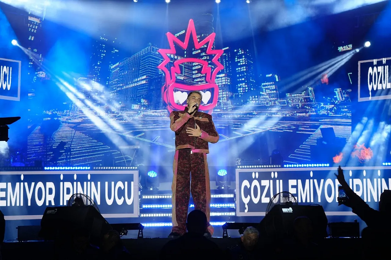 29 Ekim'de Bilecik'te Binlerce Kişi Sefo Konserinde Buluştu!