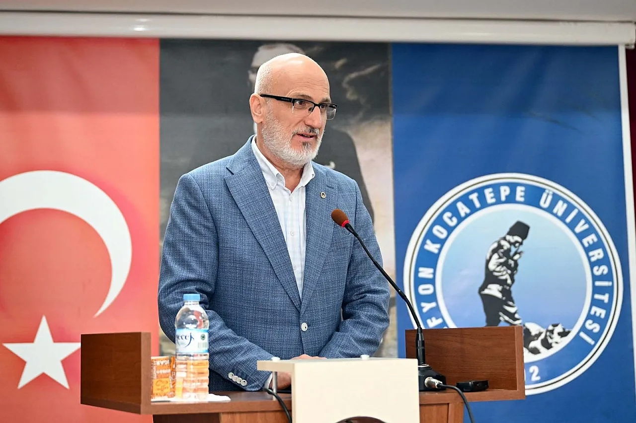 AKÜ'de Öğrencilere Dikkat Çeken Teklif