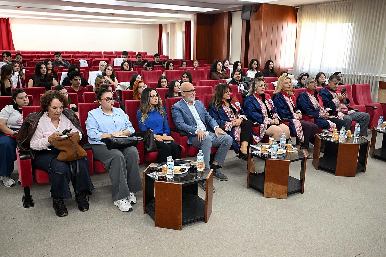 AKÜ'de Öğrencilere Dikkat Çeken Teklif