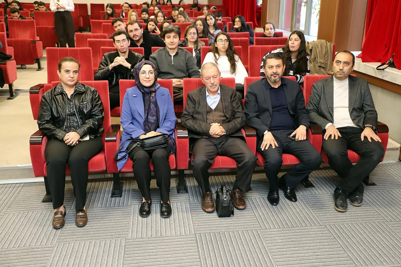 İslami Sermaye Piyasaları ve Finansta Güven İİBF'de Konuşuldu