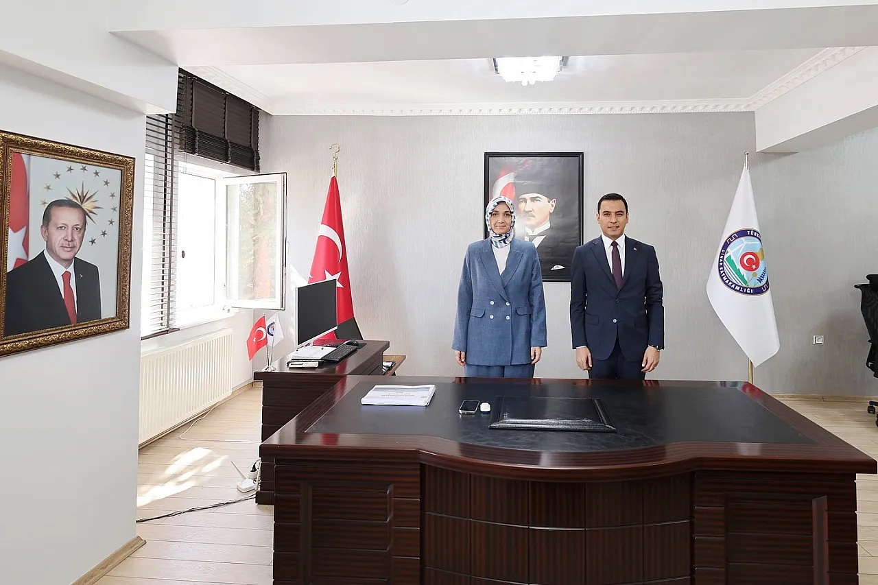 Vali Yiğitbaşı Dinar'da Sahaya İndi!