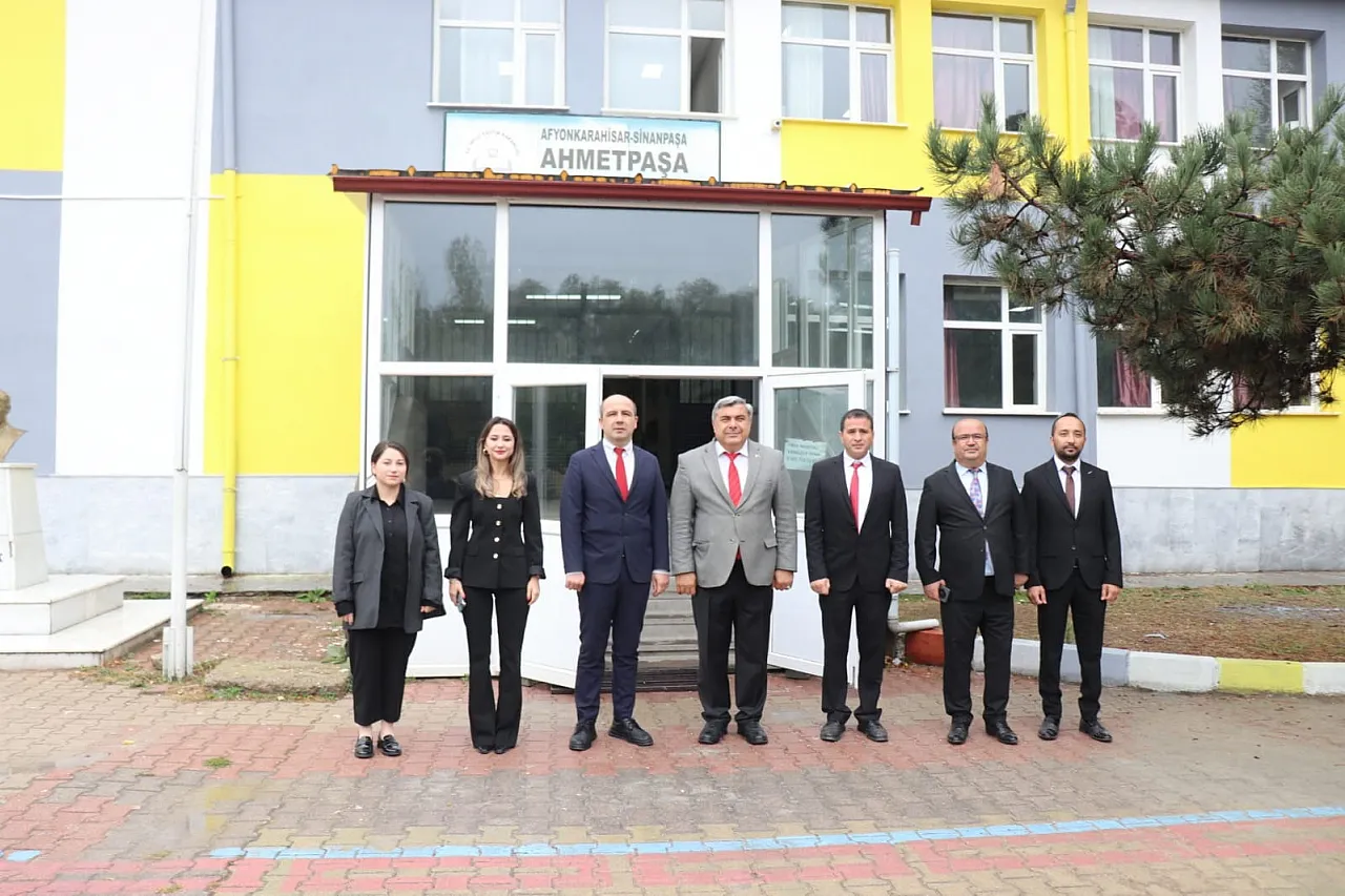 Başarı İçin Adım Adım İlçelerde