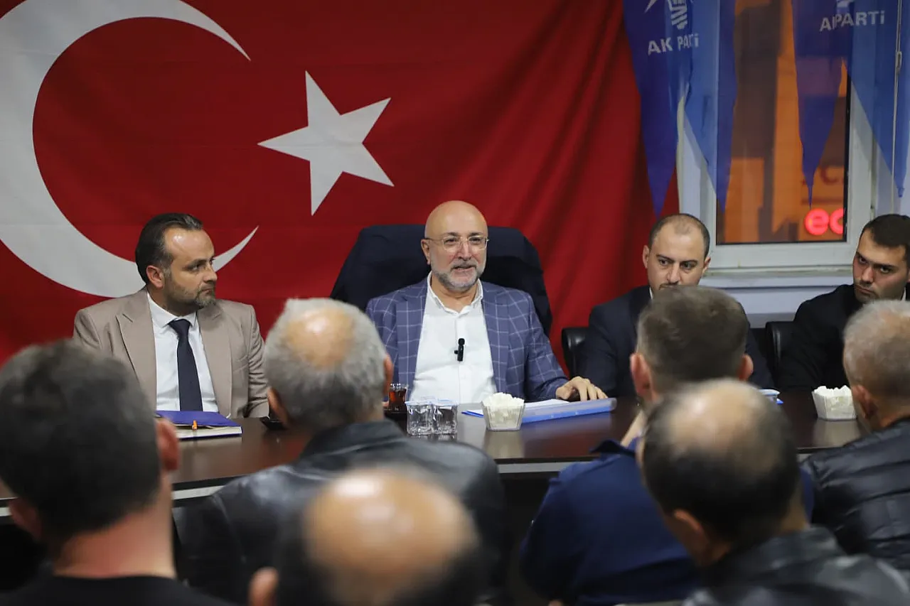 'Başörtüsü Mücadelemiz Hafızalarda Tazeliğini Koruyor'