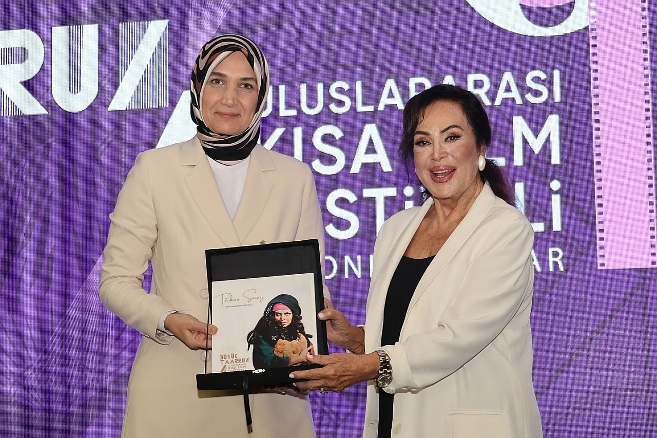 Sinemanın Sultanı'ndan Devlet Ana'ya özel ithaf