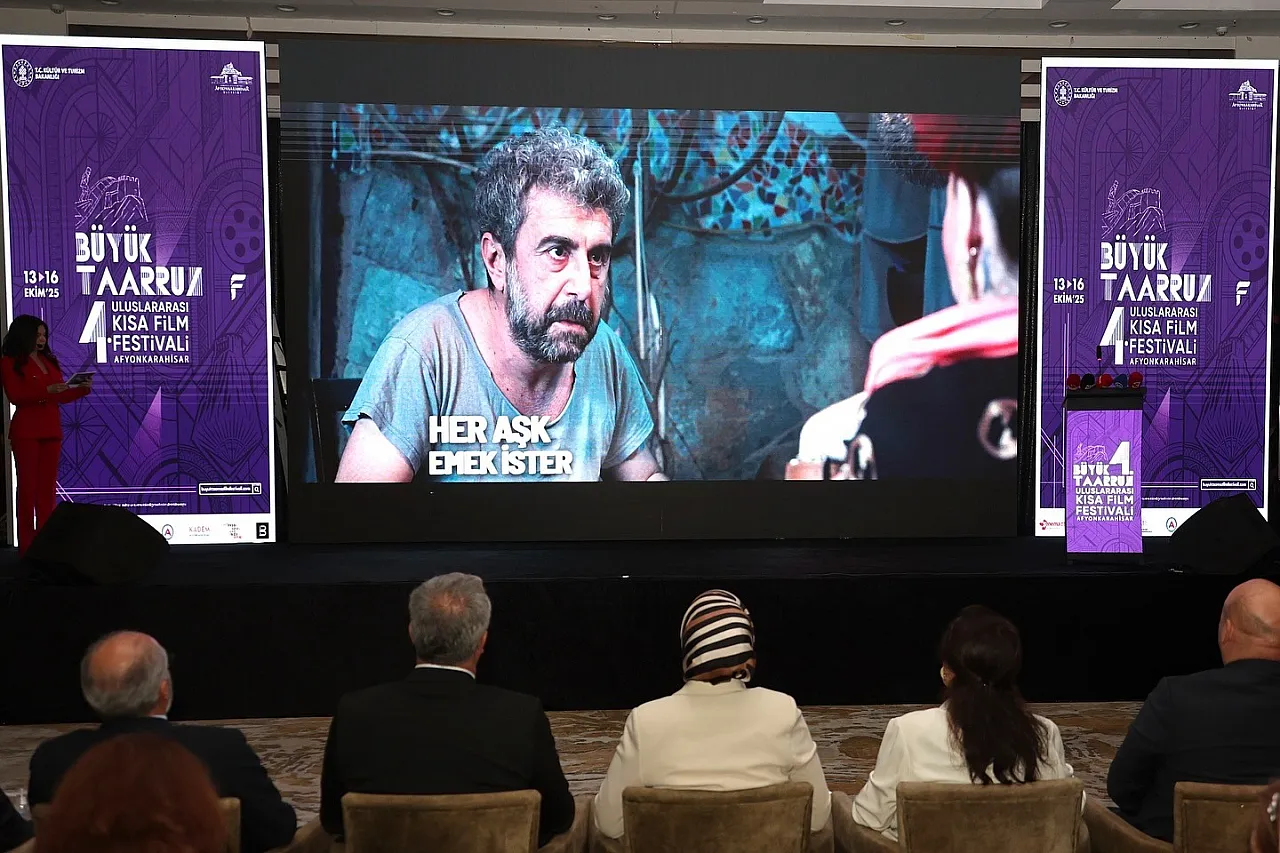 Sinemanın Sultanı'ndan Devlet Ana'ya özel ithaf