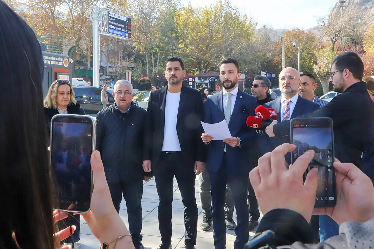 Çocuk Hakları İçin Afyon'da Güçlü Mesaj: Geleceğimiz Onlar