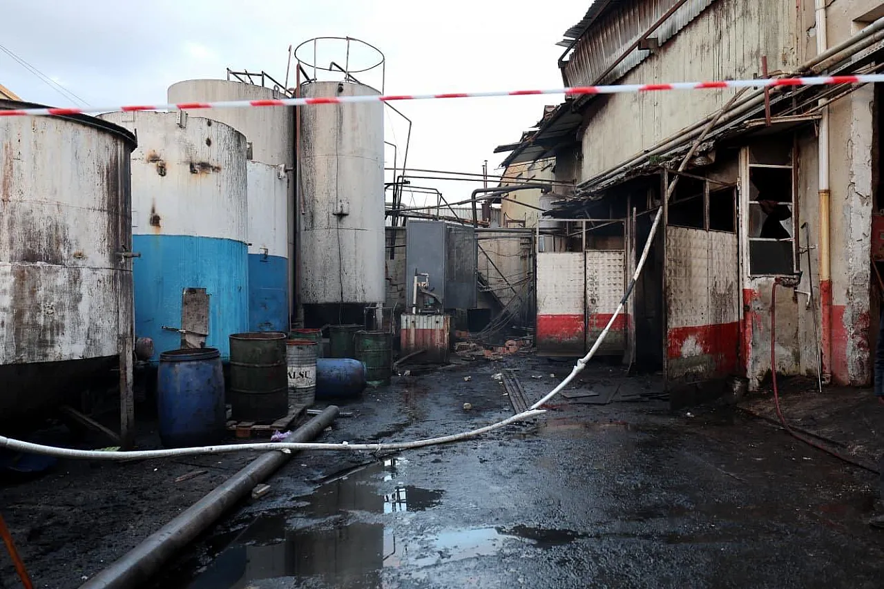 Vali Yiğitbaşı Patlamanın Olduğu Fabrikada: Süreç Titizlikle Takip Ediliyor