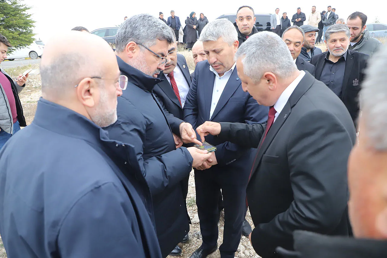 AK Parti'den Kocaöz Çıkartması