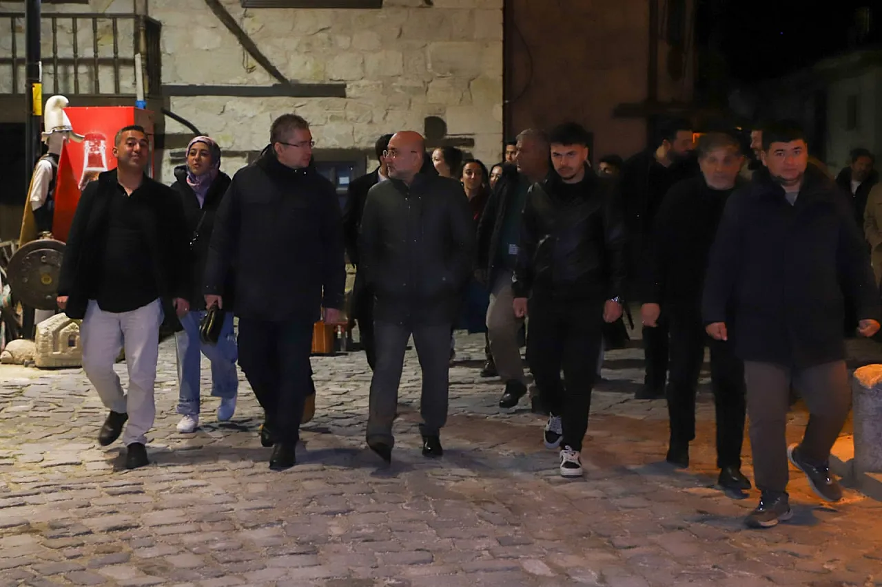 Frig Vadisi'nde Sıra Dışı Buluşma: Gece Yarısına Kadar Eğlendiler