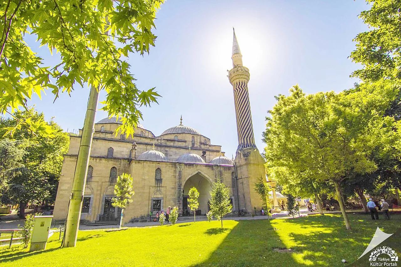 Afyon'u Manevi Zenginlikle Tanıtmak
