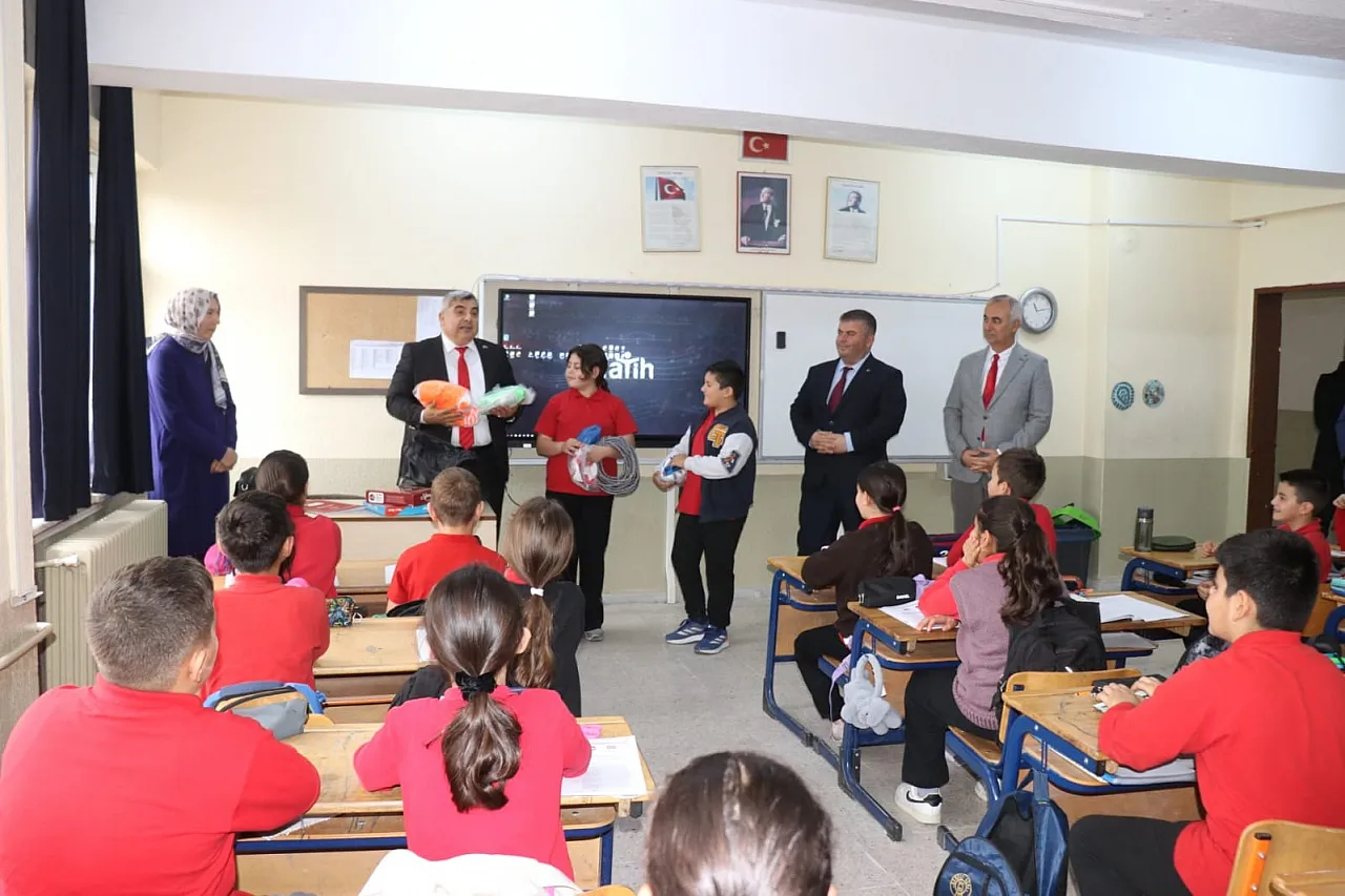 Müdür Sünnetci'den Öğrencilere: Kadim Kültürü Geleceğe Taşıyacaksınız