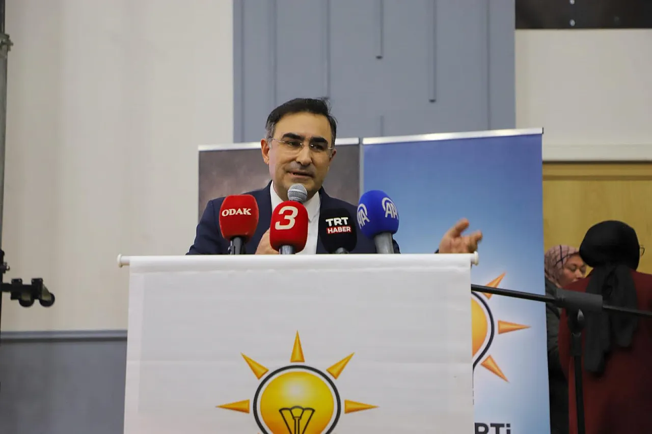 AK Parti'nin Kalbi Afyonkarahisar'da Attı
