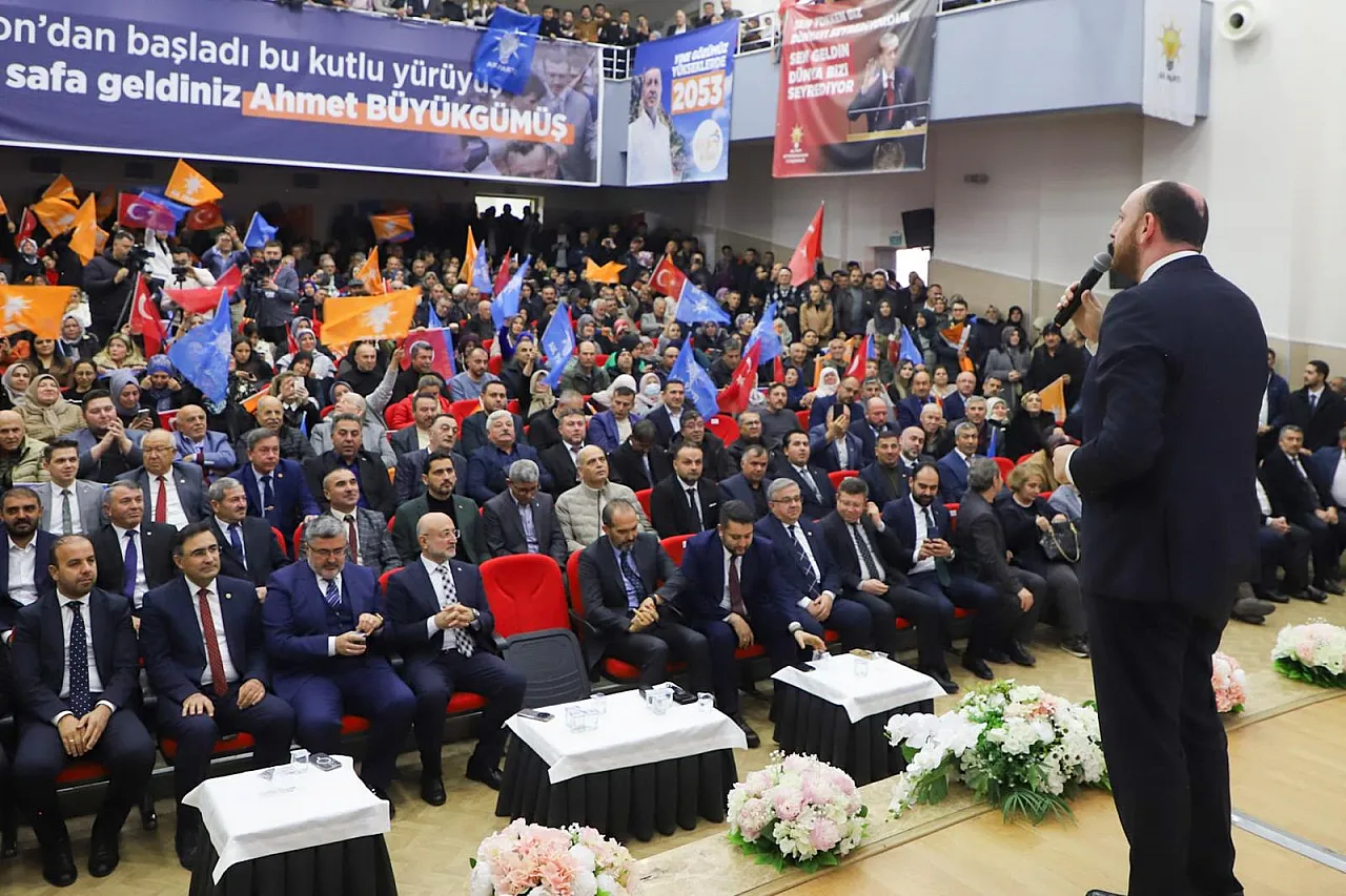AK Parti'nin Kalbi Afyonkarahisar'da Attı