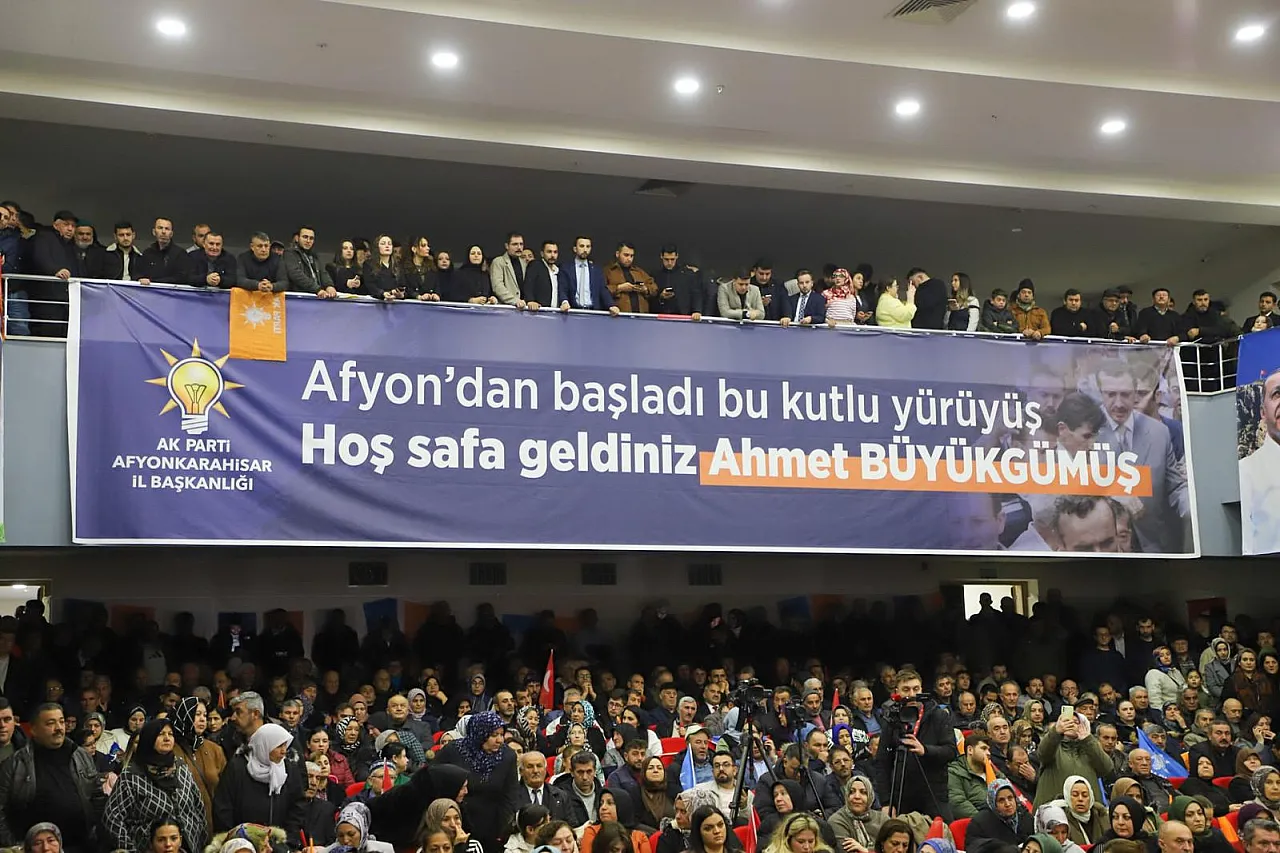 AK Parti'nin Kalbi Afyonkarahisar'da Attı