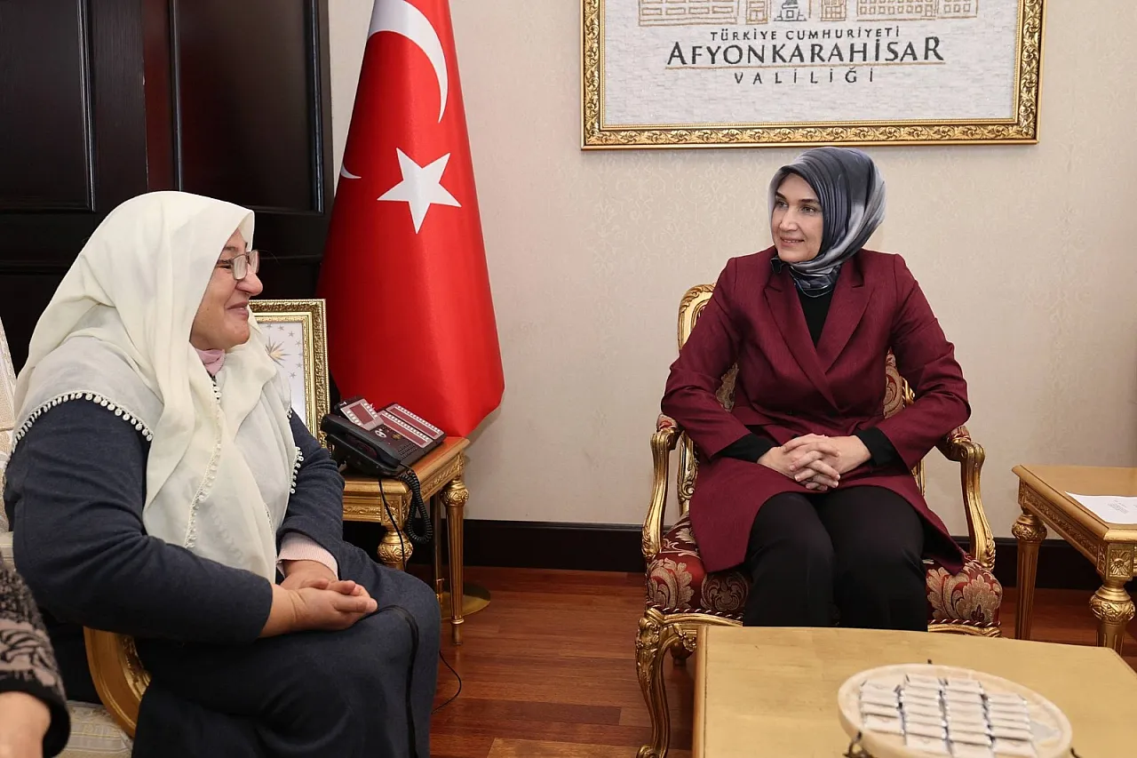 Devlet Ana Şehit Analarını Ağırladı