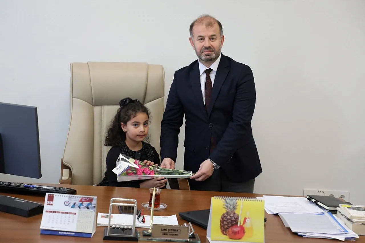 AFSÜ'de 23 Nisan'a Özel Kutlama