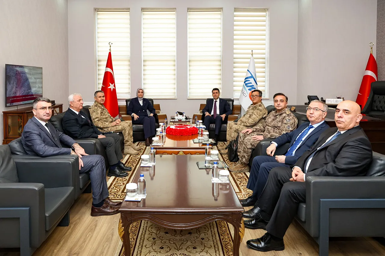 Bakan Yardımcısı Yiğitbaşı, Gülistan Doku İçin Tunceli'nde