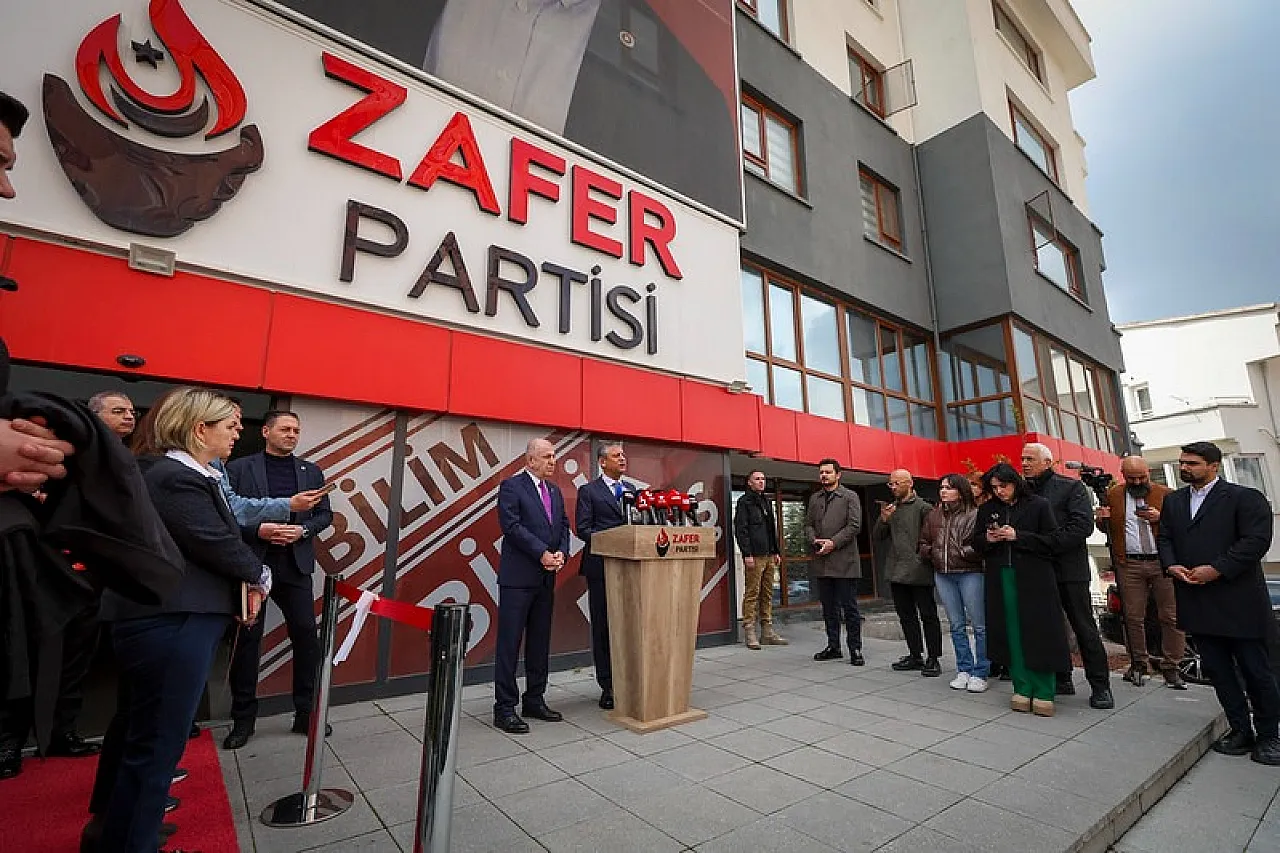 CHP Lideri Özel, Afyon'da Da Ara Seçim İstiyor