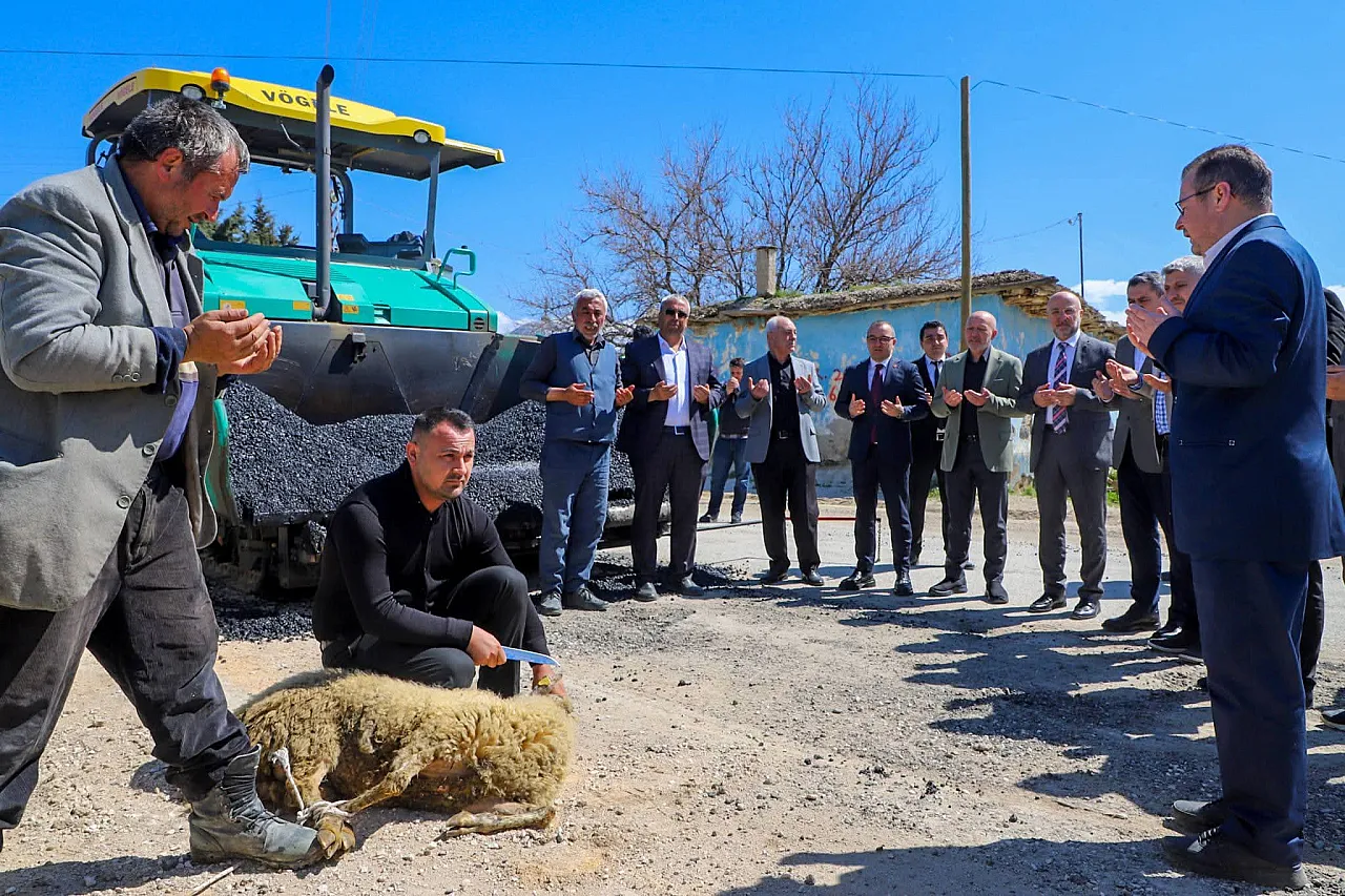 'Göynük Köy Yolu Daha Güvenli Olacak'