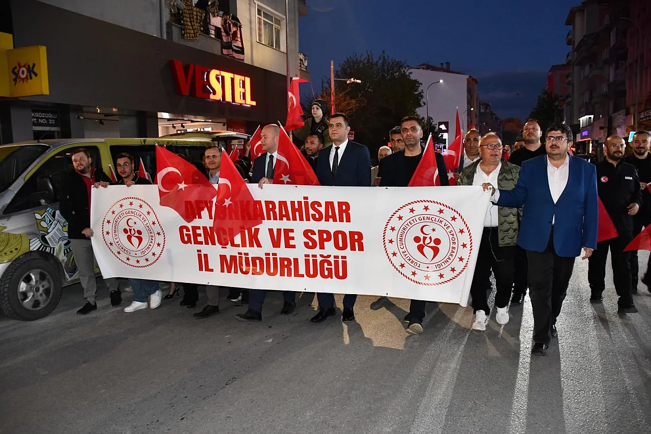 19 Mayıs Coşkusu Gençlik Yürüyüşü İle Başladı