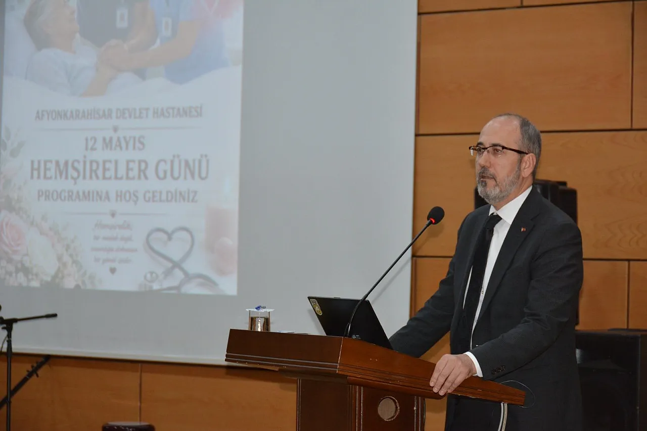 Afyon Devlet Hastanesi Yönetimi Hemşireleri Unutmadı