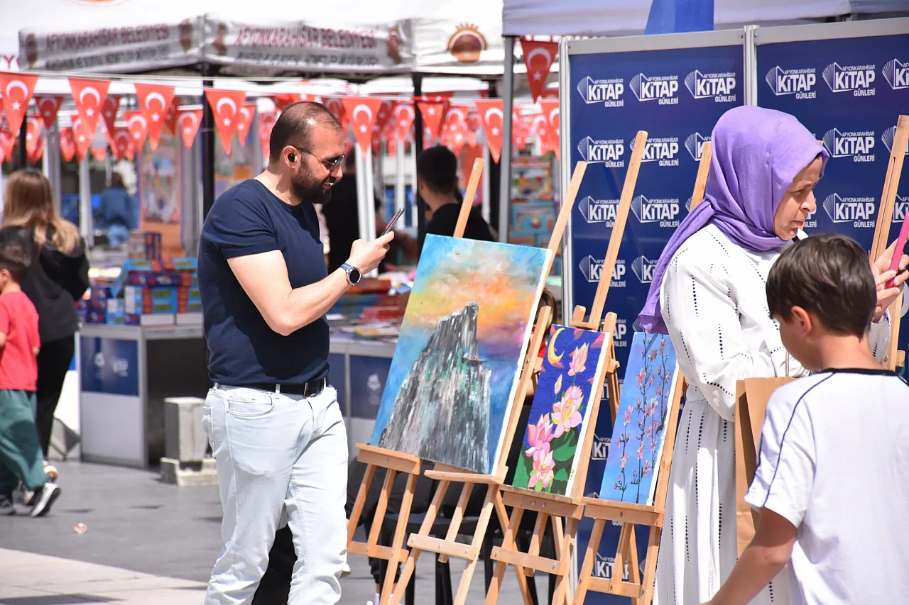 Gençlik Spor Festivali'nde Renkli Görüntüler
