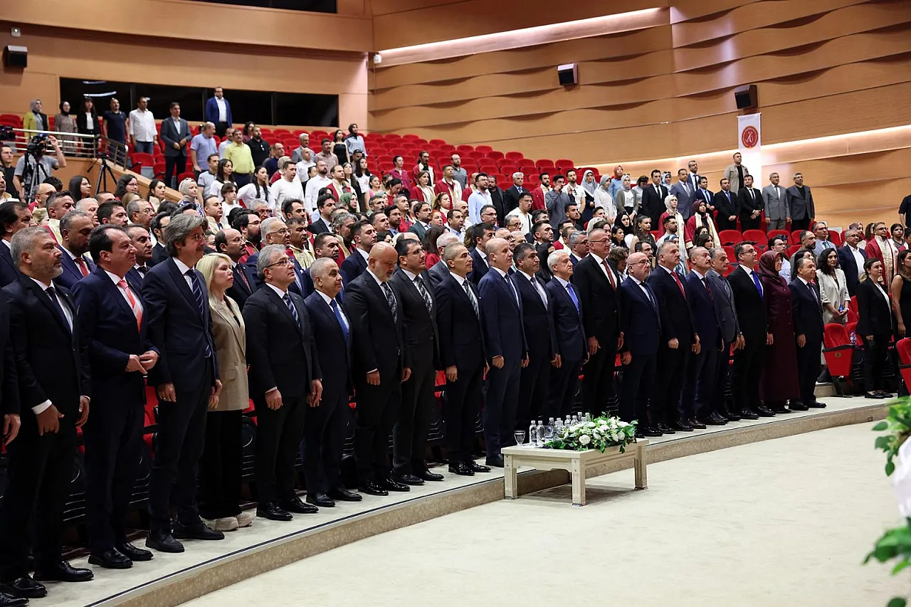 AKÜ 'Spor Dostu Kampüs' Ödülüne Layık Görüldü