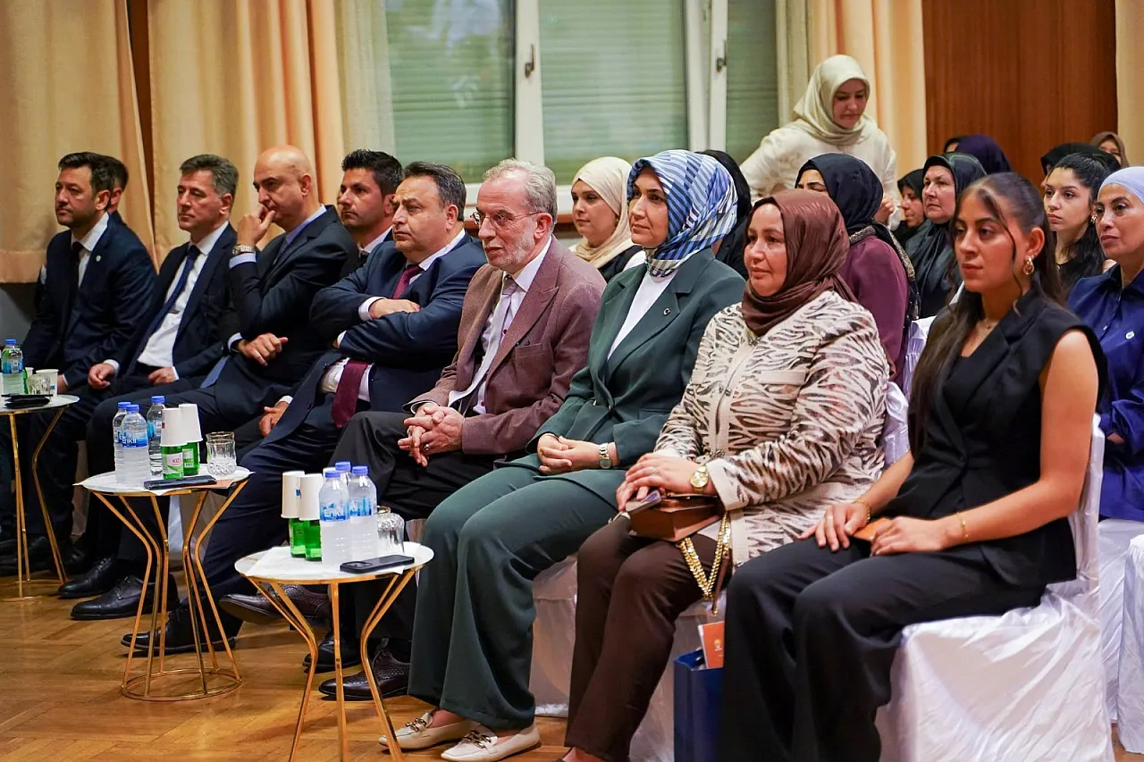 Bakan Yardımcısı Yiğitbaşı, Afyon Lokumunu Avusturya'da İkram Etti