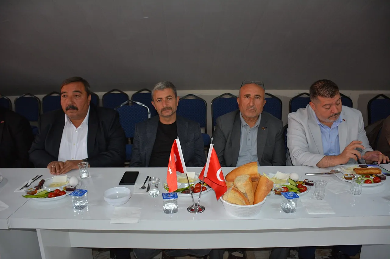 MHP'de Önümüzdeki Dönemin Çalışmaları İstişare Edildi