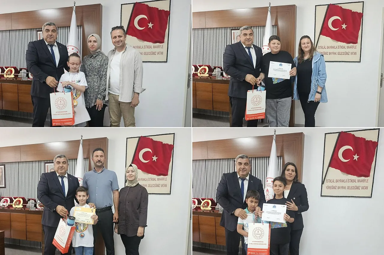 Müdür Sünnetci, Başarılı Öğrencilere Belge Verdi